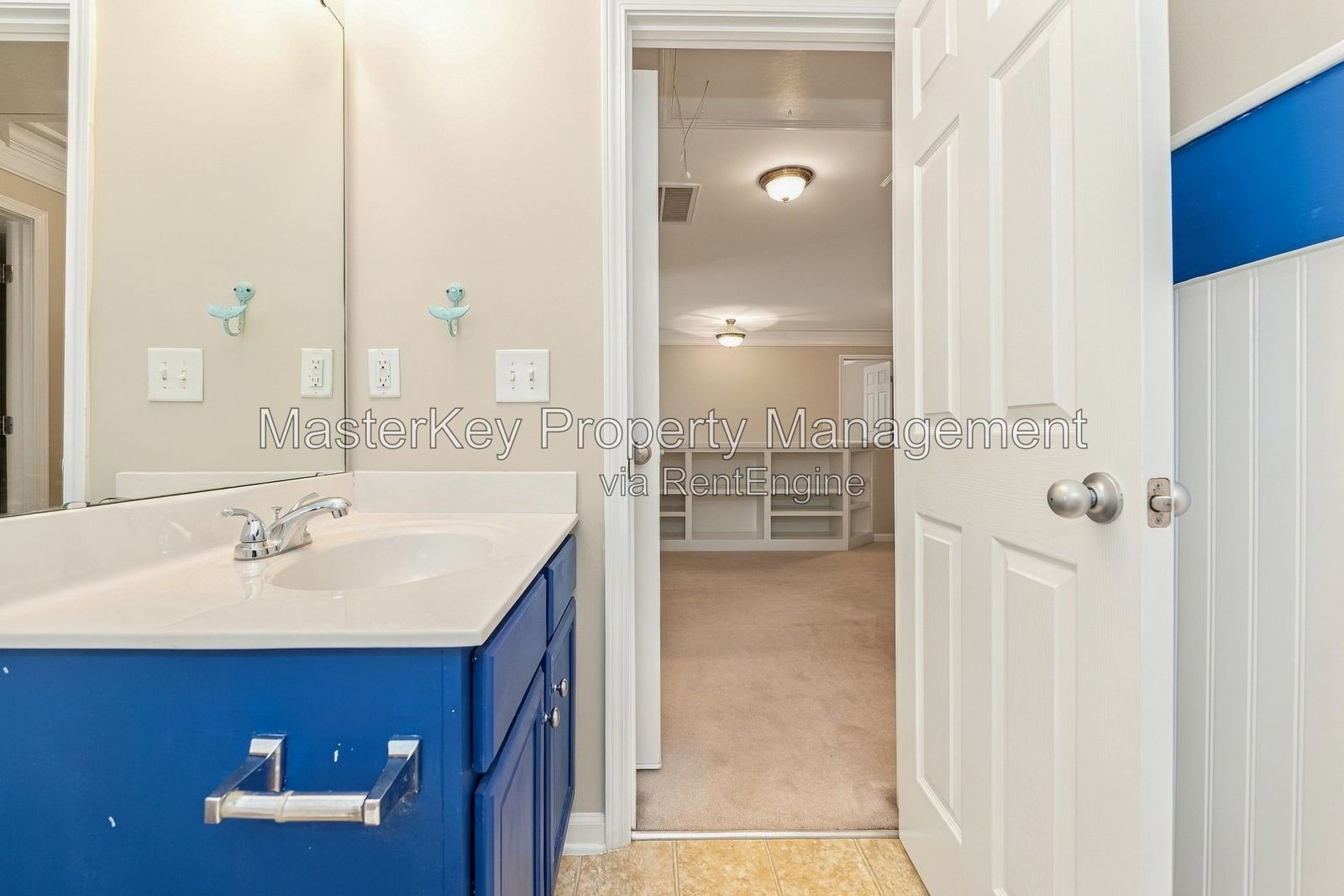 Charming 4-Bedroom, 2.5 Bathroom Single-Family in Holly Springs, NC property image