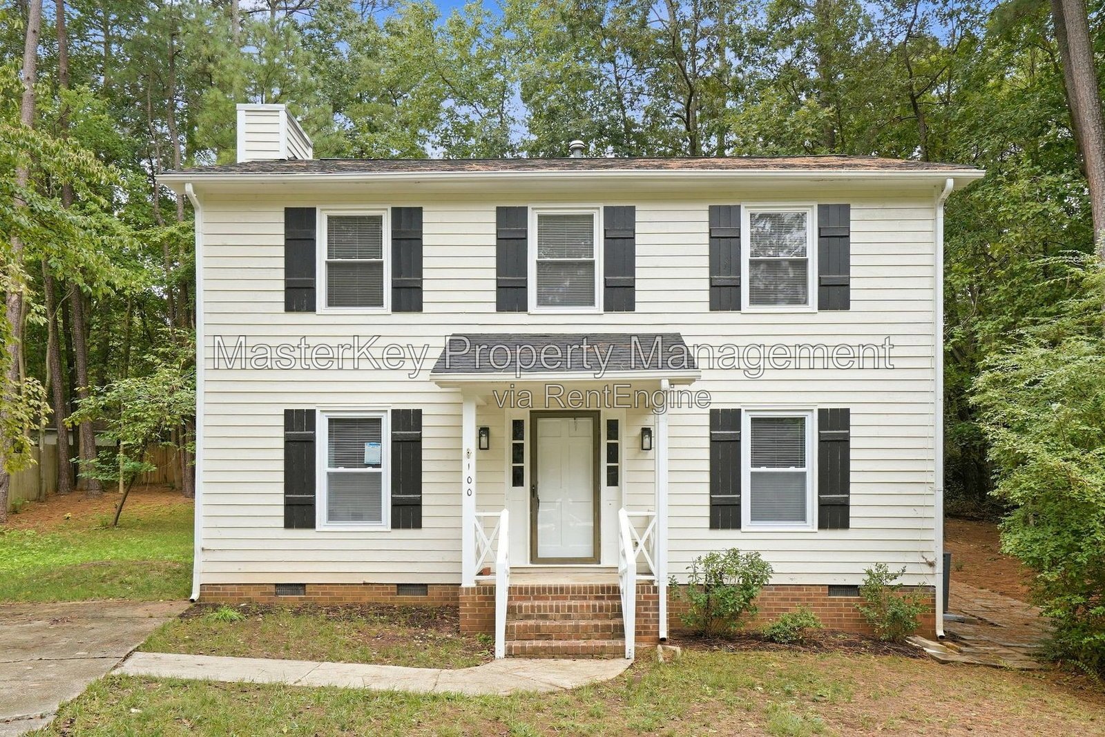 Charming 3-Bedroom, 2.5 Bathroom Single-Family in Raleigh, NC property image