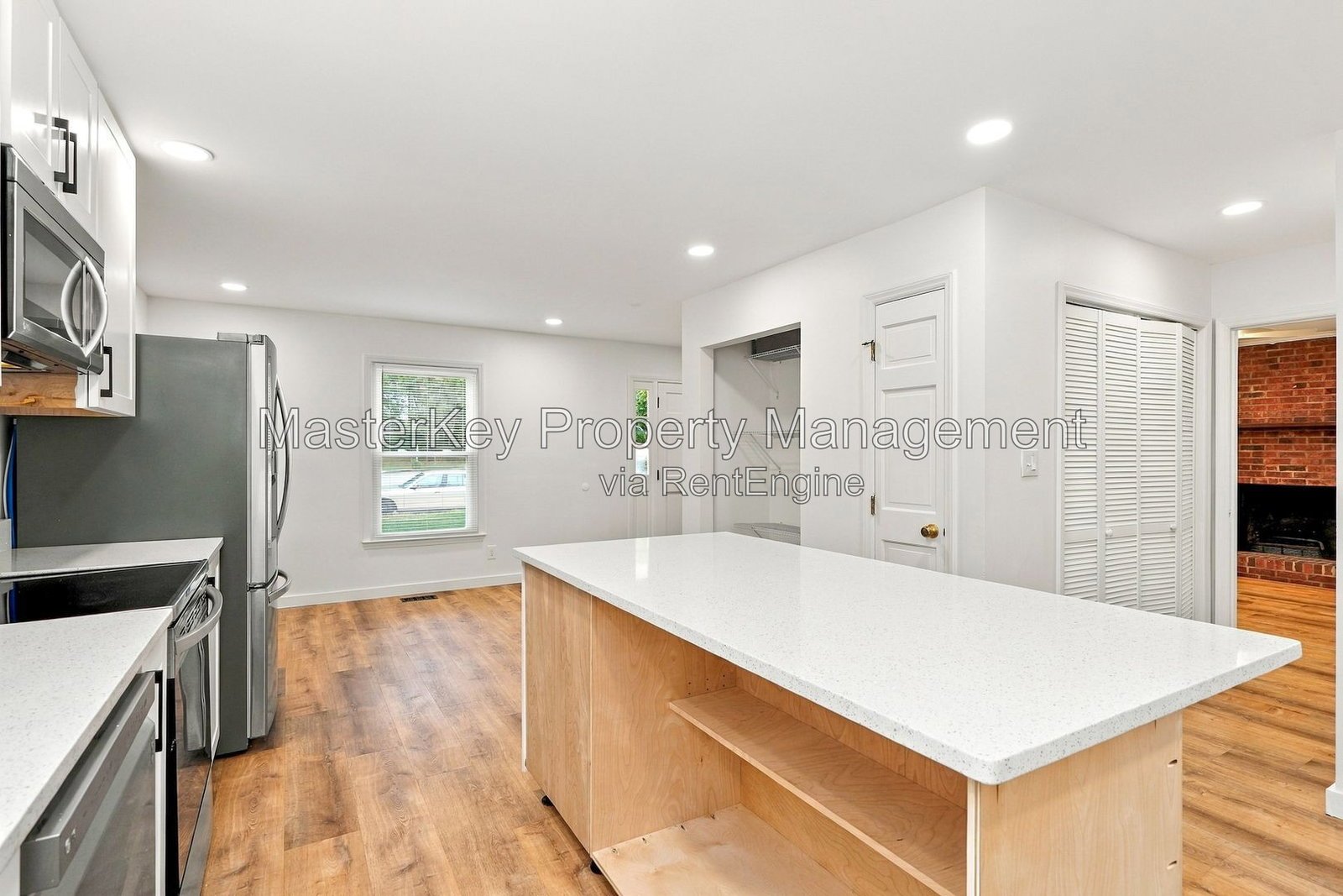 Charming 3-Bedroom, 2.5 Bathroom Single-Family in Raleigh, NC property image