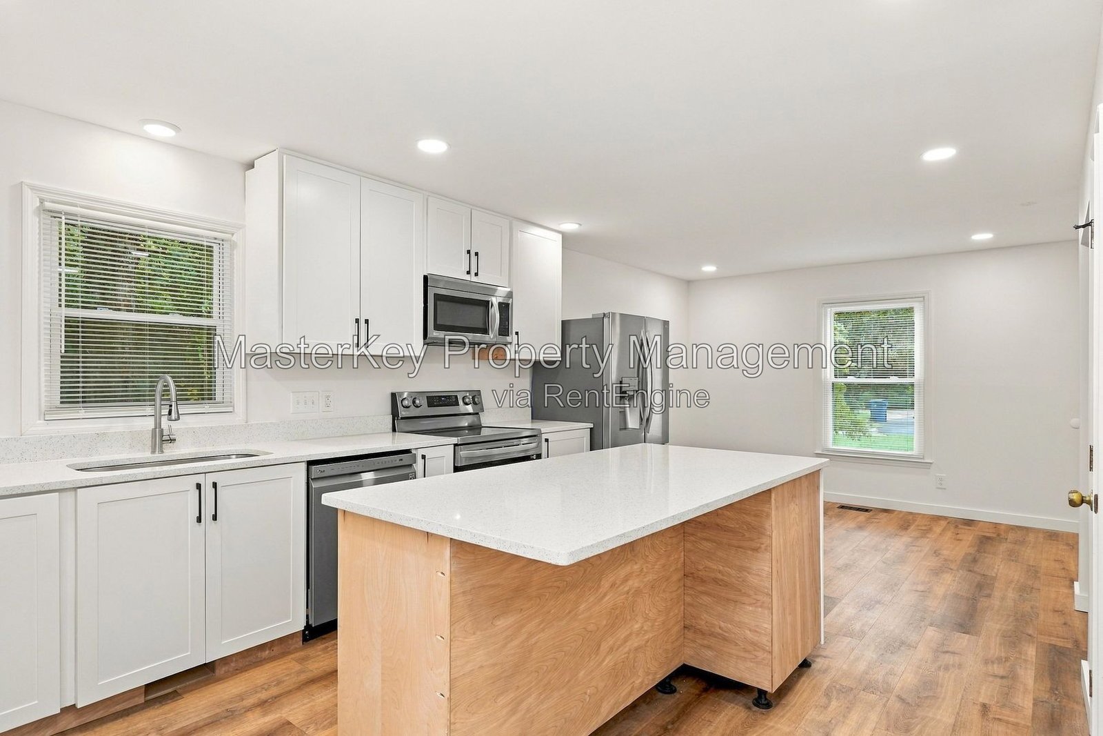 Charming 3-Bedroom, 2.5 Bathroom Single-Family in Raleigh, NC property image