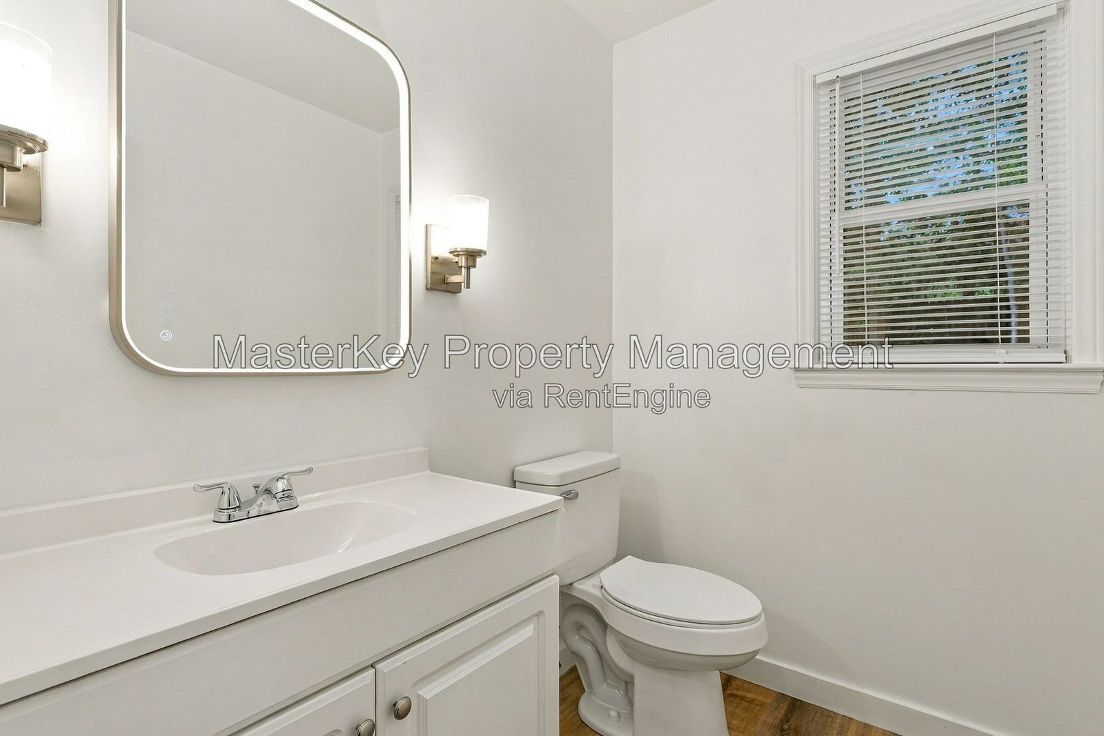 Charming 3-Bedroom, 2.5 Bathroom Single-Family in Raleigh, NC property image