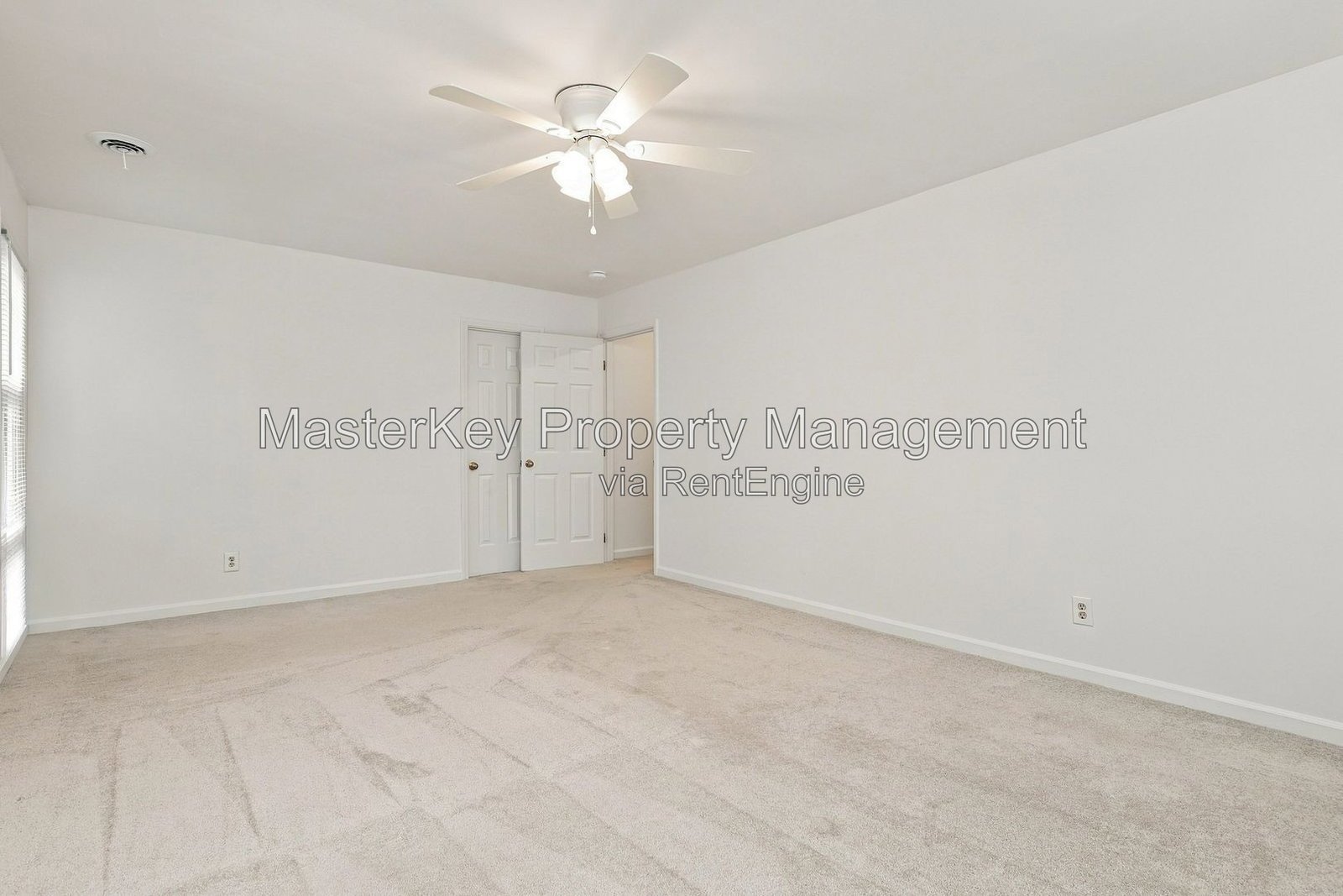 Charming 3-Bedroom, 2.5 Bathroom Single-Family in Raleigh, NC property image