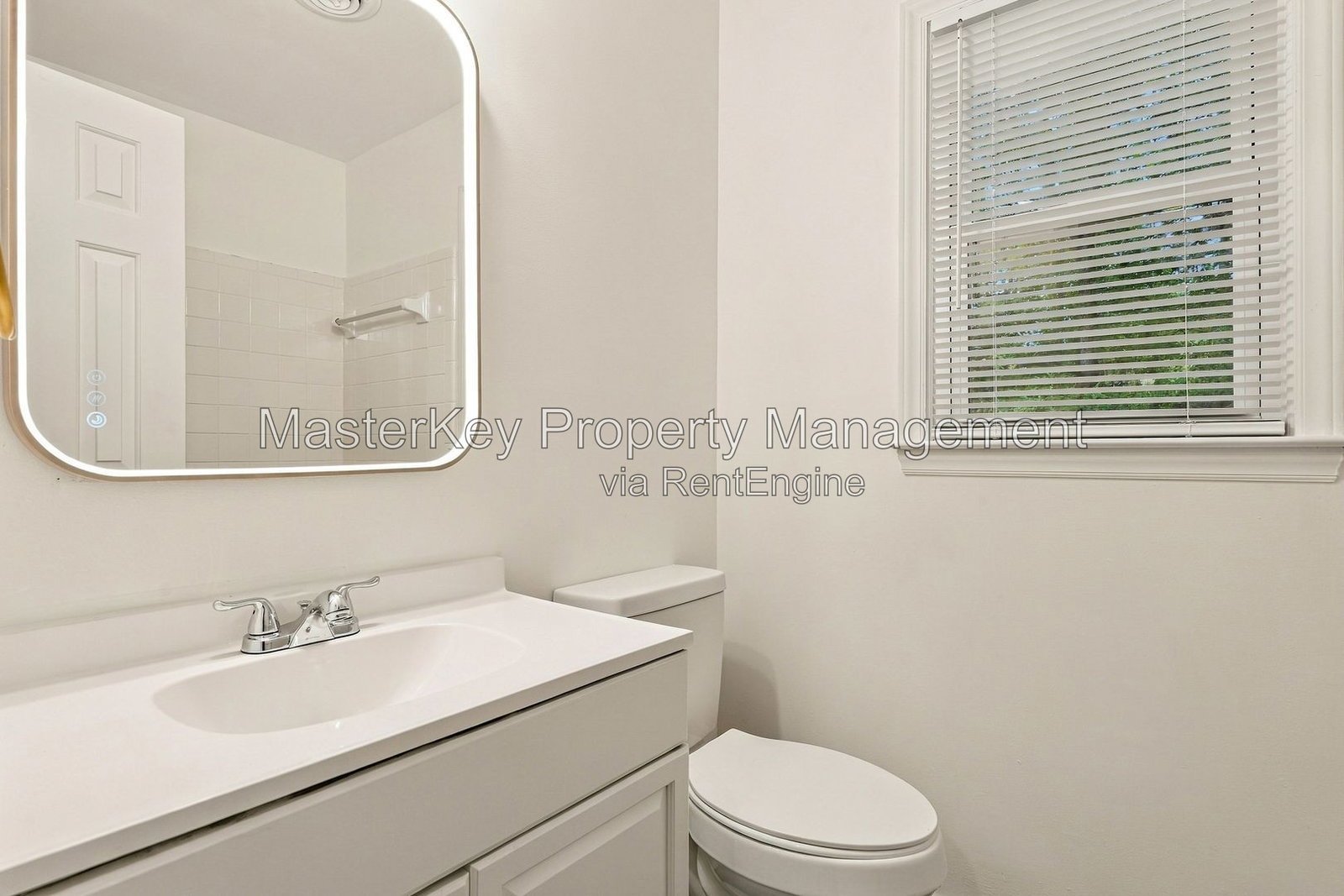 Charming 3-Bedroom, 2.5 Bathroom Single-Family in Raleigh, NC property image