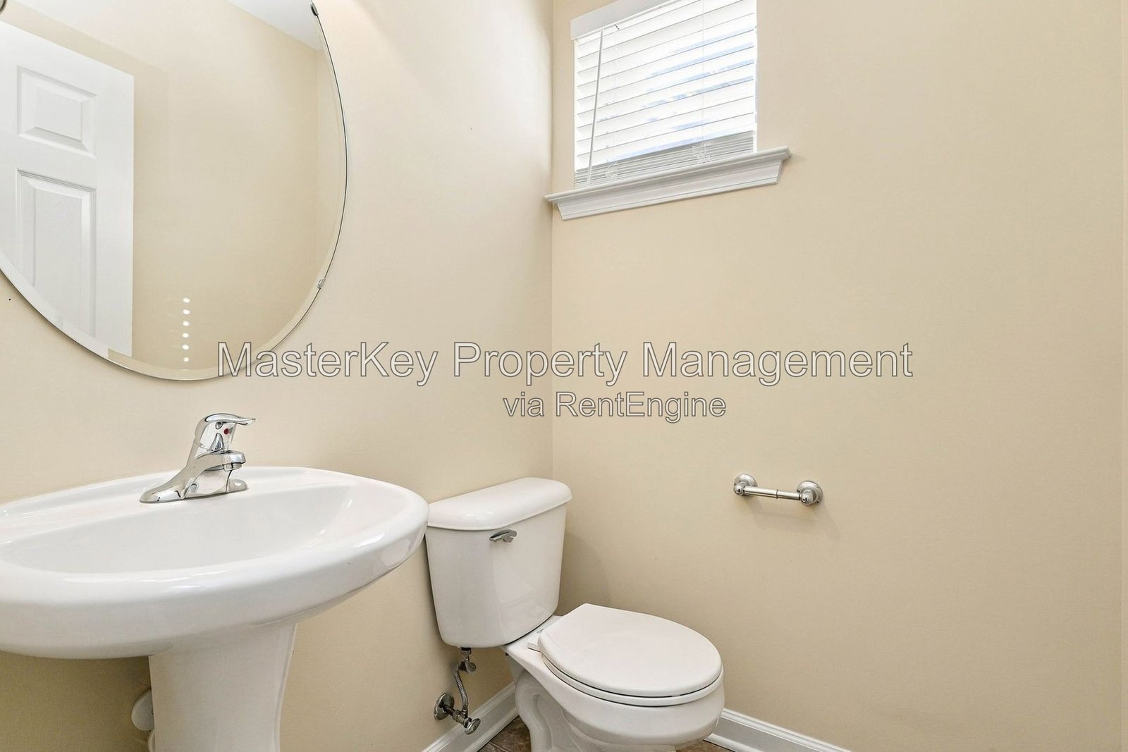 Charming 3-Bedroom, 3.5 Bathroom Townhome in Cary, NC property image