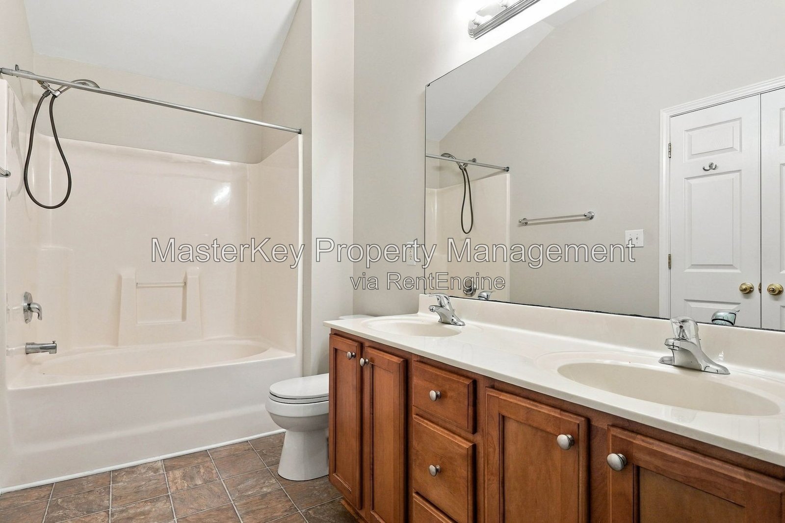Charming 3-Bedroom, 3.5 Bathroom Townhome in Cary, NC property image