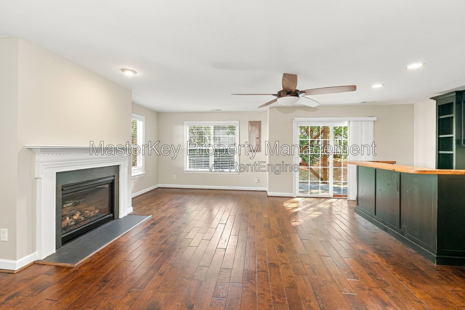 Spacious 4 Bedroom Townhome Located In Morrisville NC!!! property image