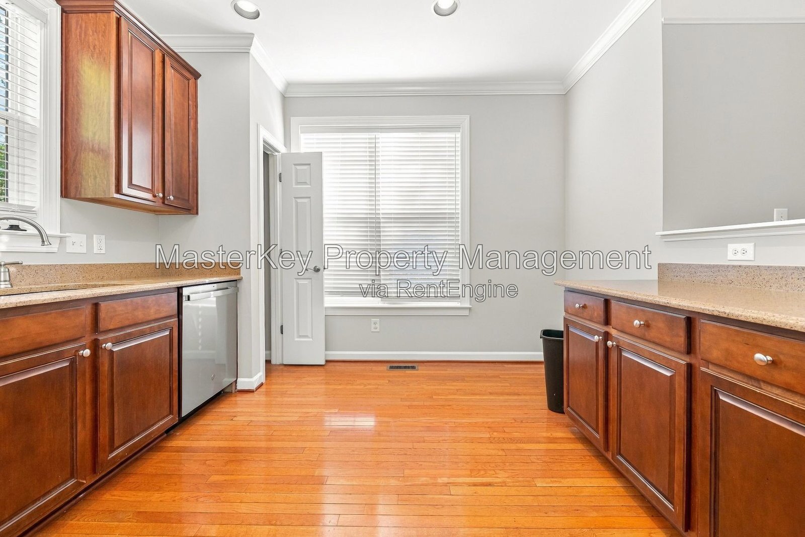 Spacious 4 Bedroom Townhome Located In Morrisville NC!!! property image