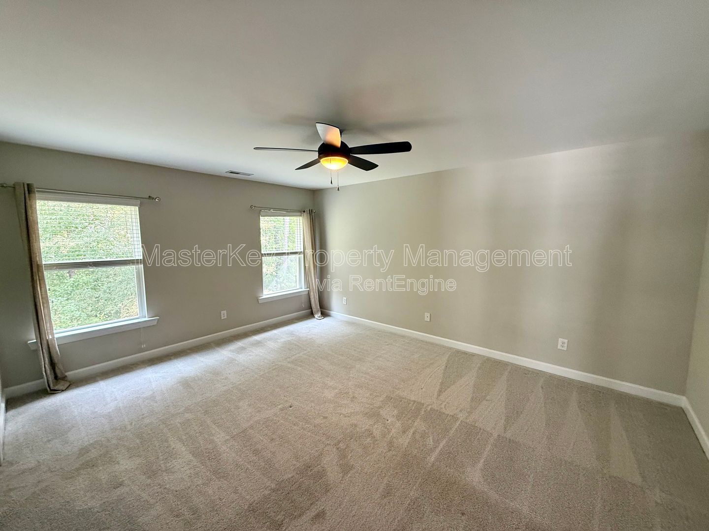 Inviting 3-Bedroom, 2.5 Bathroom Single-Family in Durham, NC property image