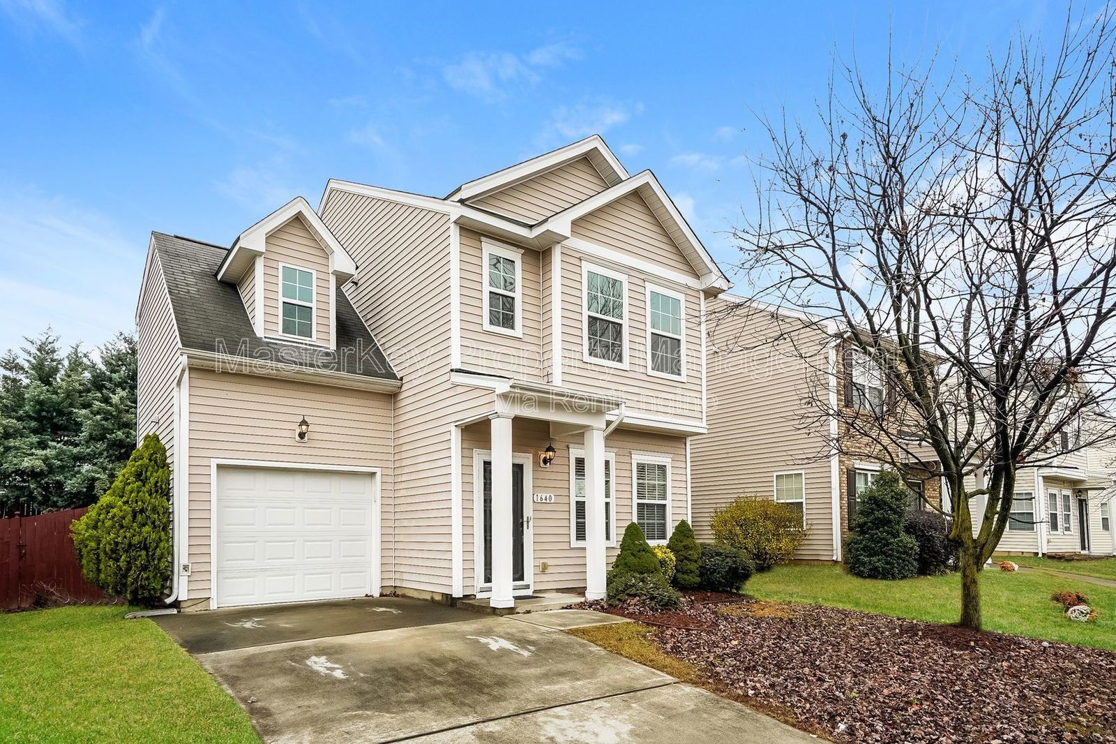 Charming 3-Bedroom, 2.5 Bathroom Single-Family in Raleigh, NC property image