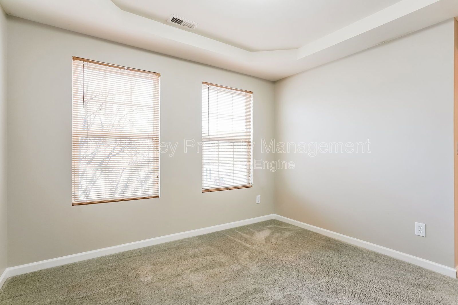 Charming 3-Bedroom, 2.5 Bathroom Single-Family in Raleigh, NC property image