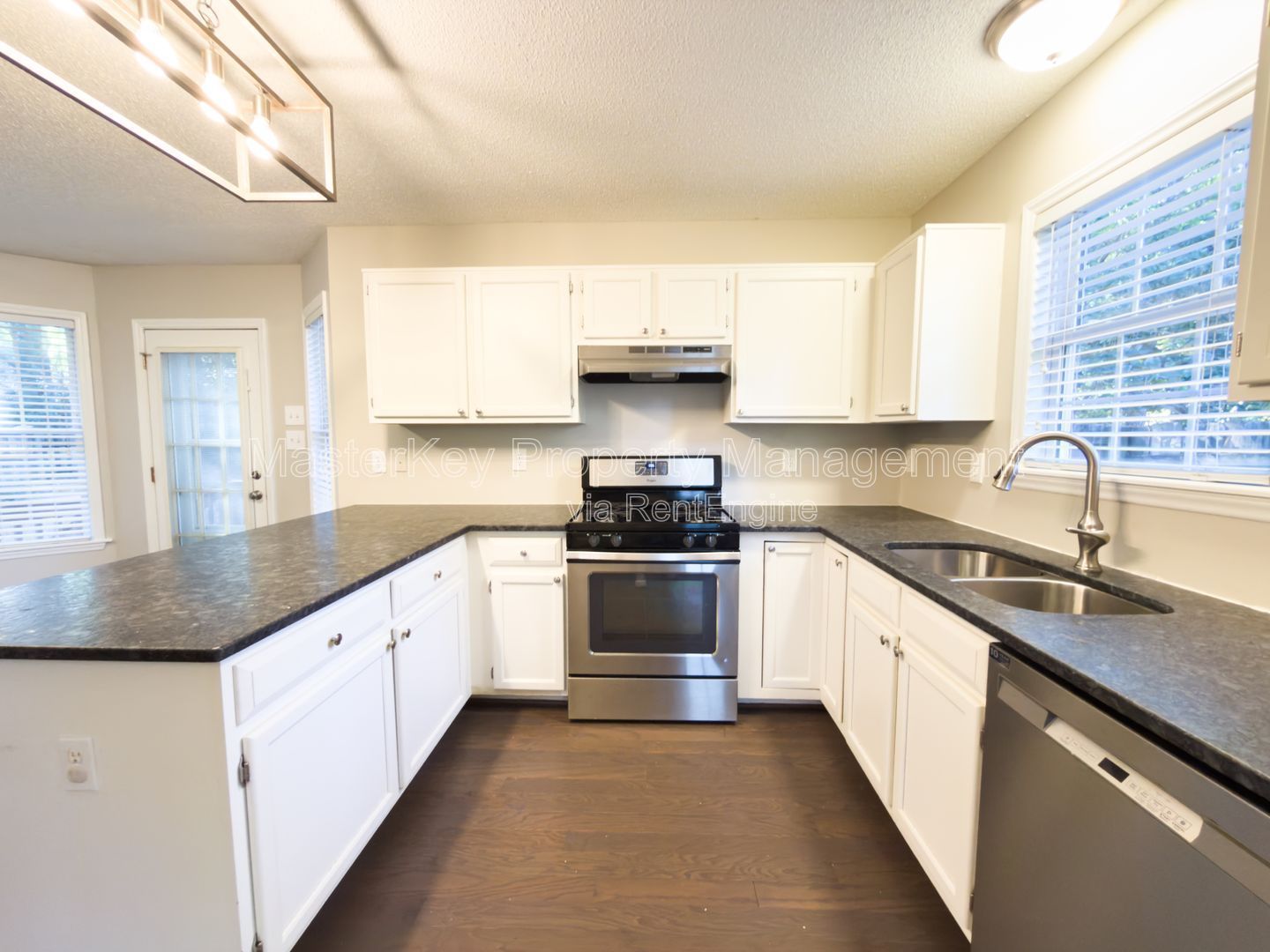 Adorable 4 Bedroom Home Near Downtown Wake Forest! property image