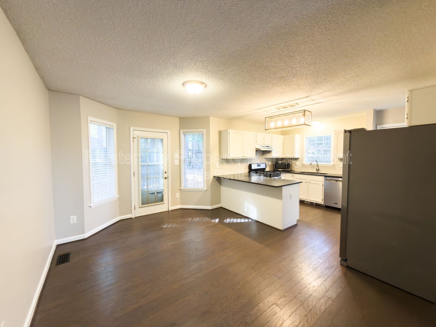 Adorable 4 Bedroom Home Near Downtown Wake Forest! property image