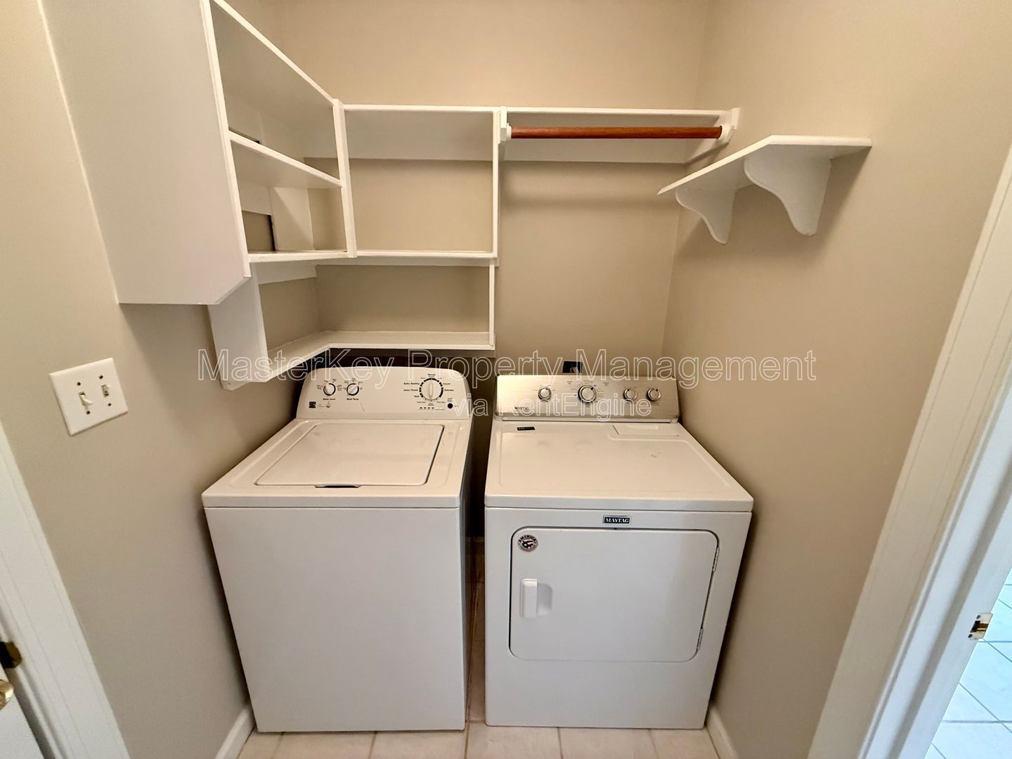 Inviting 3-Bedroom, 2.5 Bathroom Single-Family in Cary, NC property image