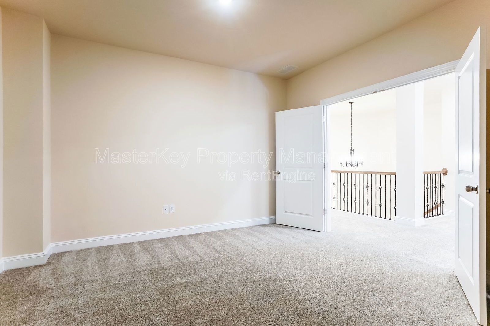 Luxury 4 Bedroom Townhome in Cary! property image