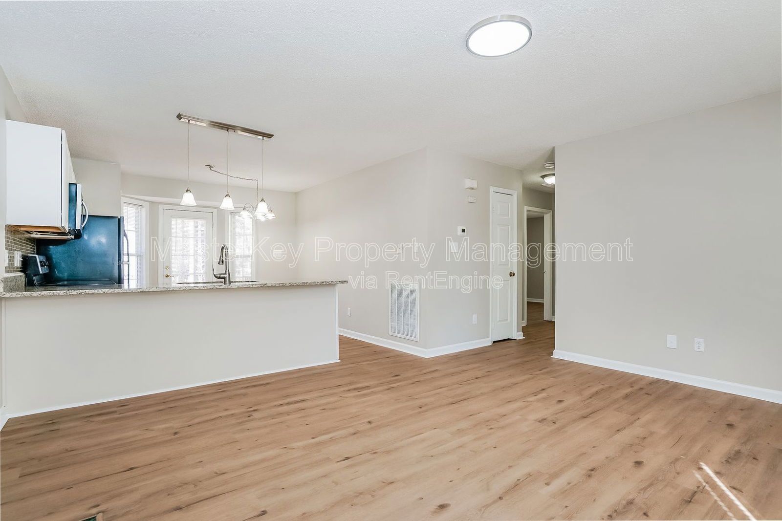 Cozy 3 Bedroom Ranch Style Home Close to US64 and 540! property image