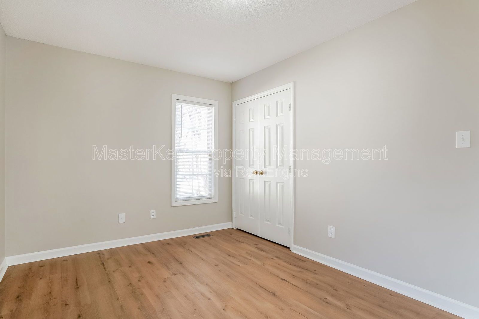 Cozy 3 Bedroom Ranch Style Home Close to US64 and 540! property image