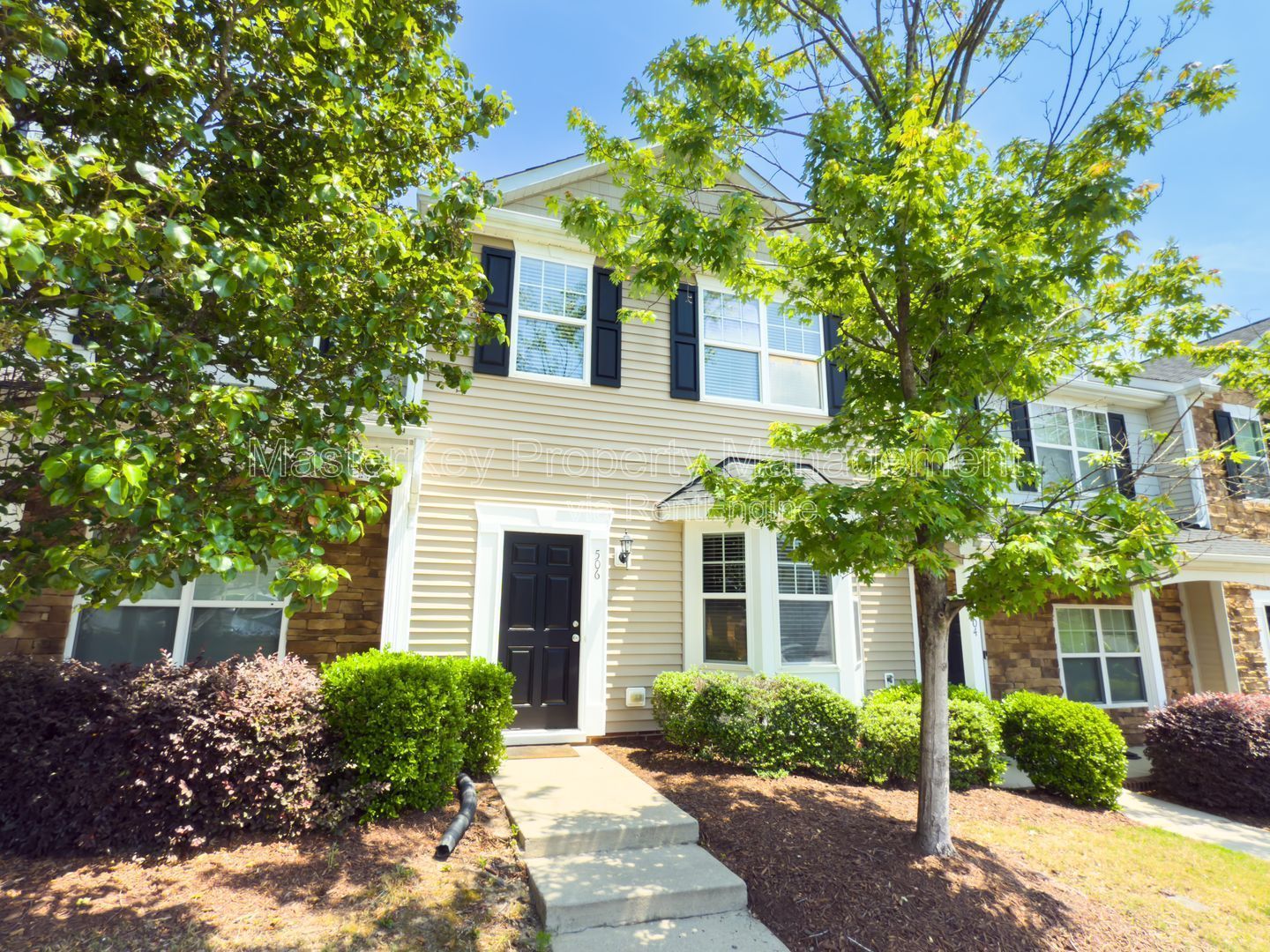 COMING SOON! Well Maintained 2 Story Townhome! property image