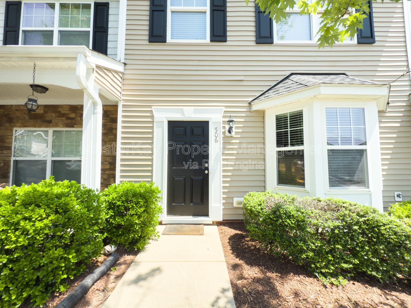 COMING SOON! Well Maintained 2 Story Townhome! property image