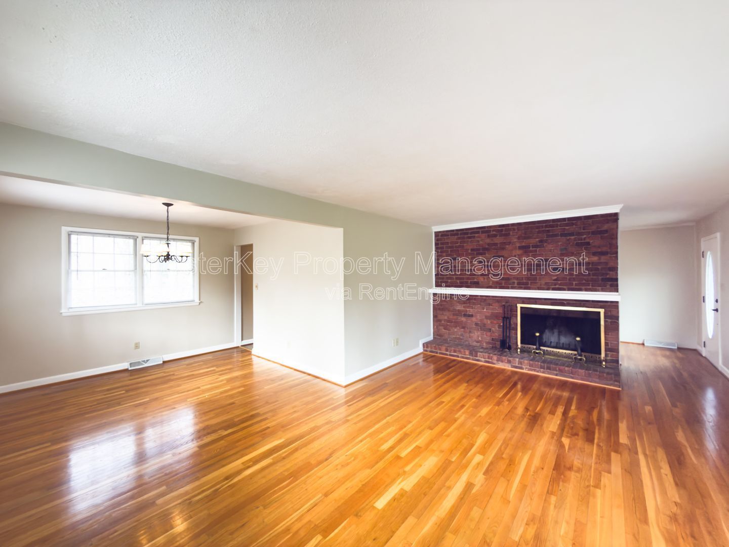 Spacious 4 Bedroom Home in Raleigh! Near North Hills Club! property image