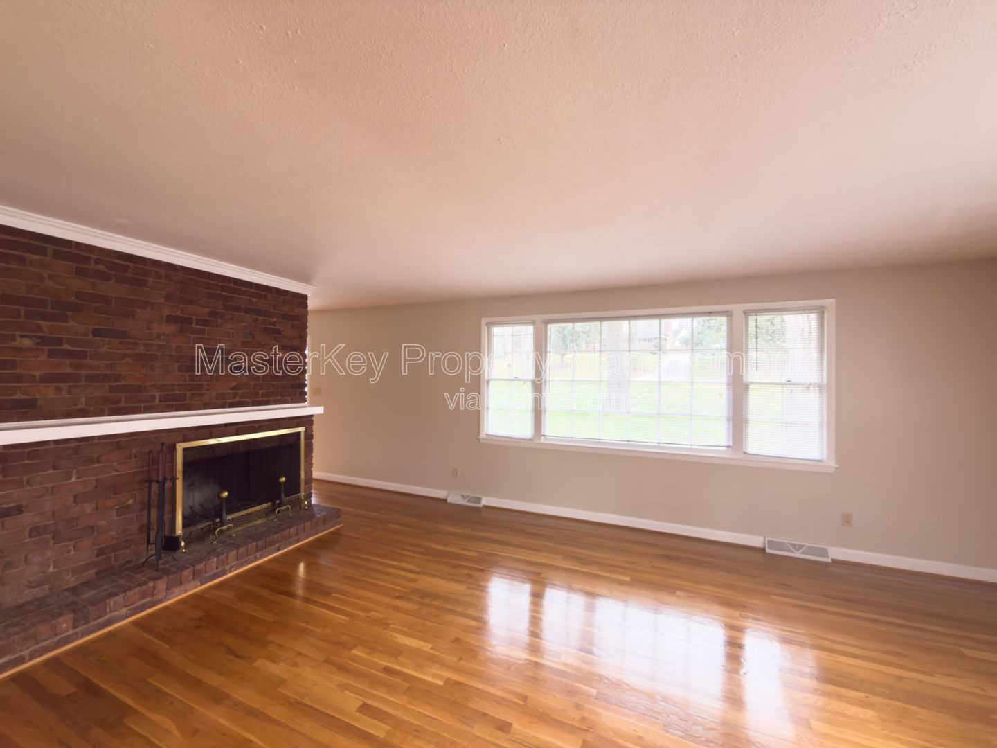 Spacious 4 Bedroom Home in Raleigh! Near North Hills Club! property image