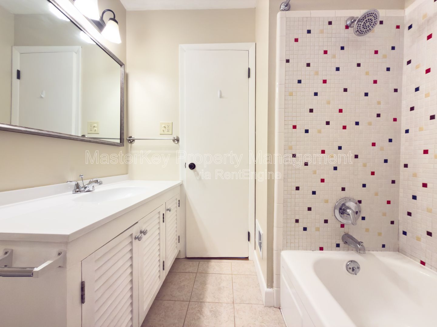 Spacious 4 Bedroom Home in Raleigh! Near North Hills Club! property image