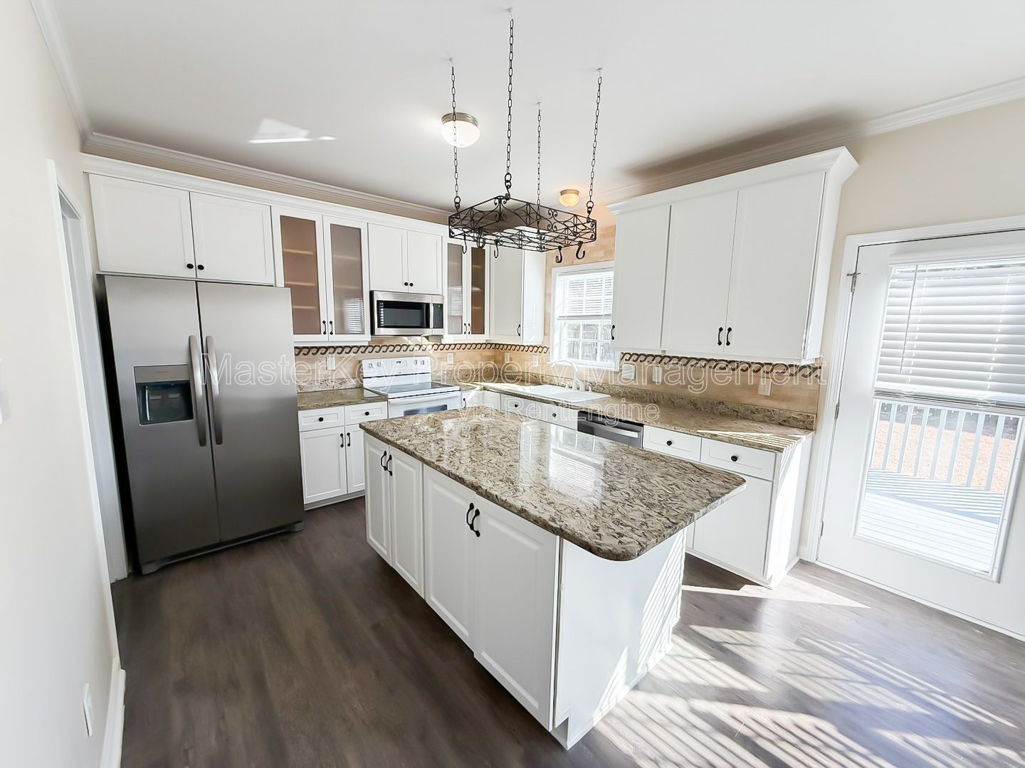 Scenic 4 Bedroom Home in Garner! Next to White Oak Shopping Center! property image