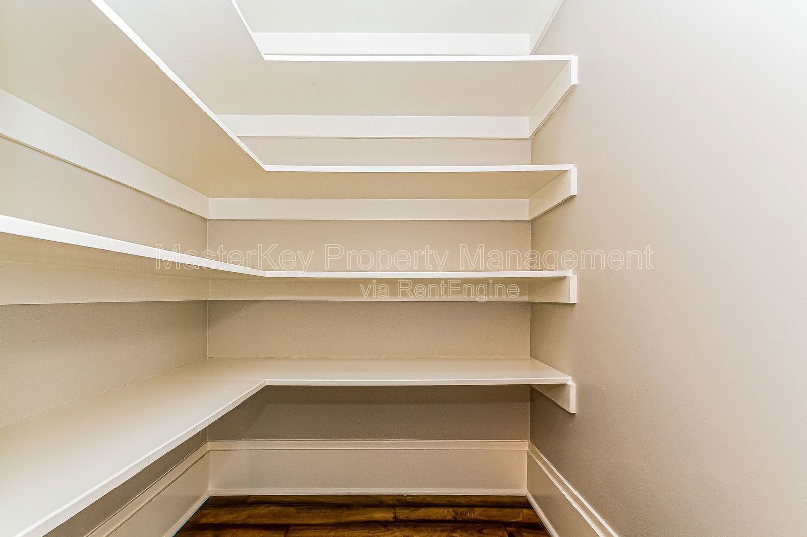 Gorgeous 3 Bedroom Townhouse in Fuquay-Varina! property image