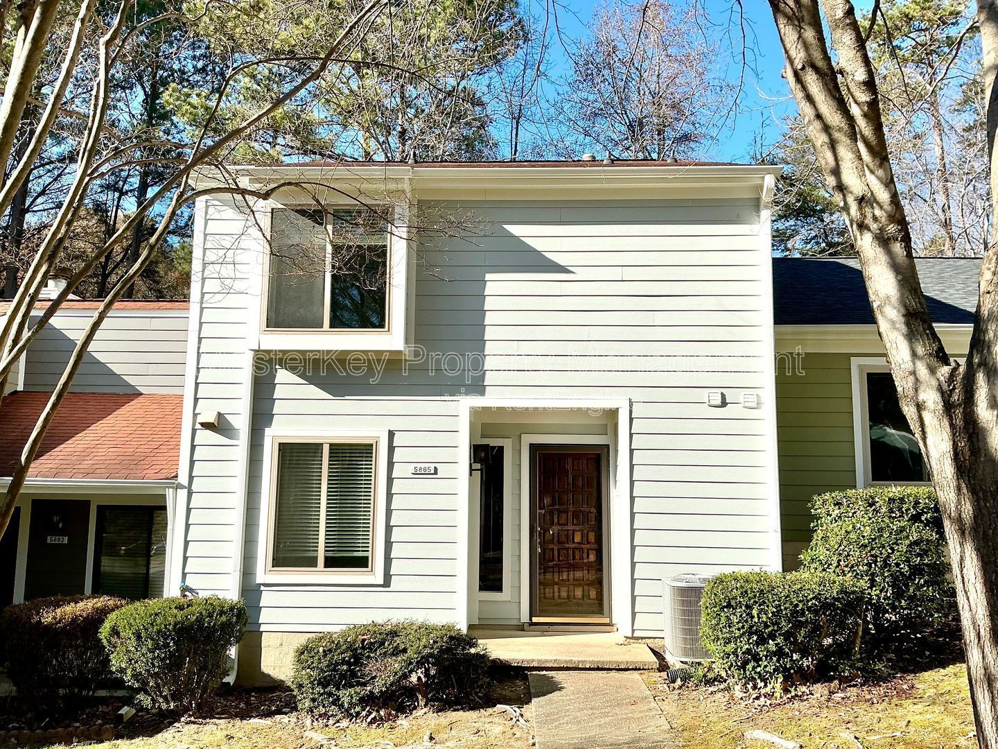 Comfortable 3 Bedroom Townhouse in North Hills! property image