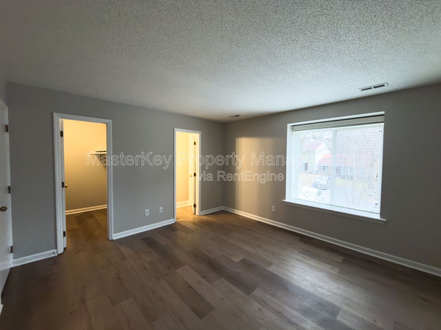 Comfortable 3 Bedroom Townhouse in North Hills! property image
