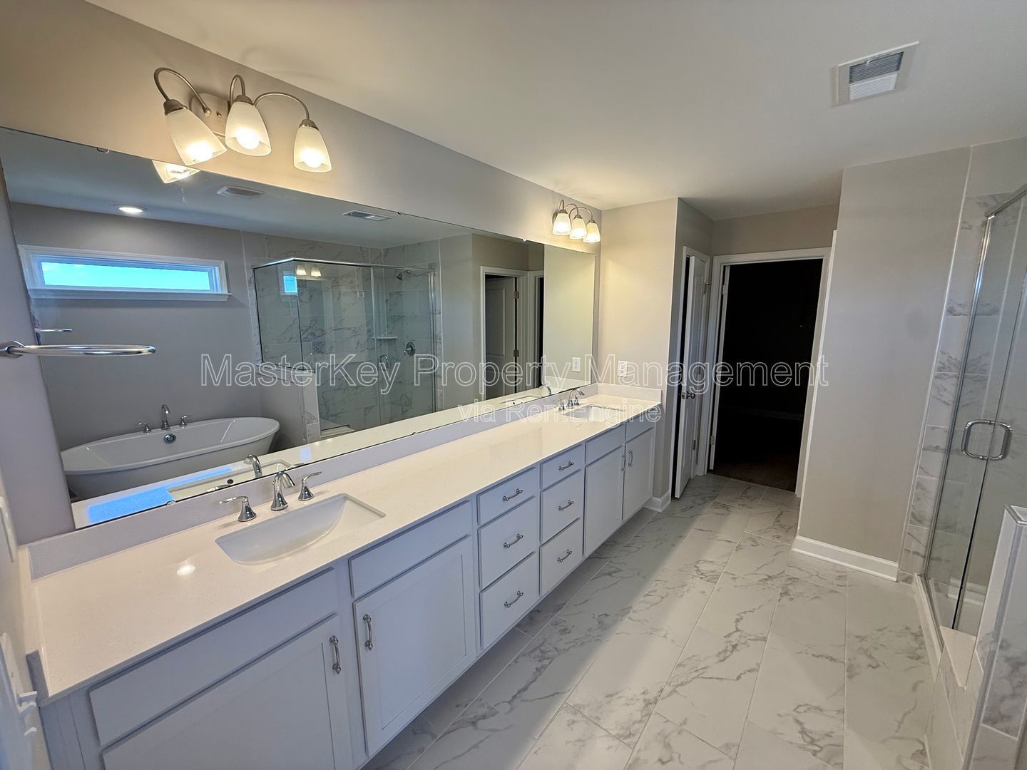 Inviting 3-Bedroom, 2.5 Bathroom Single-Family in Angier, NC property image