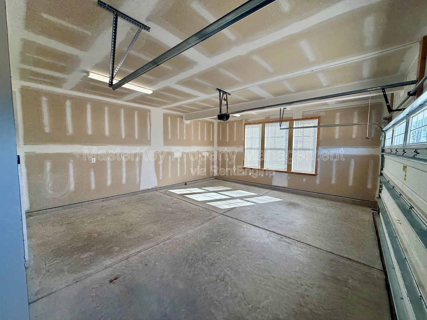 Inviting 3-Bedroom, 2.5 Bathroom Single-Family in Angier, NC property image