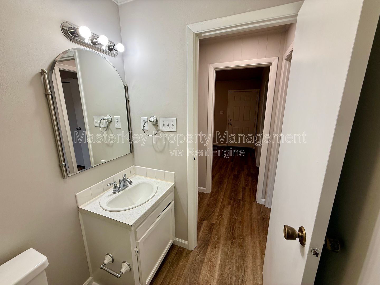 Cozy 2-Bedroom, 1 Bathroom Townhome in Cary, NC property image