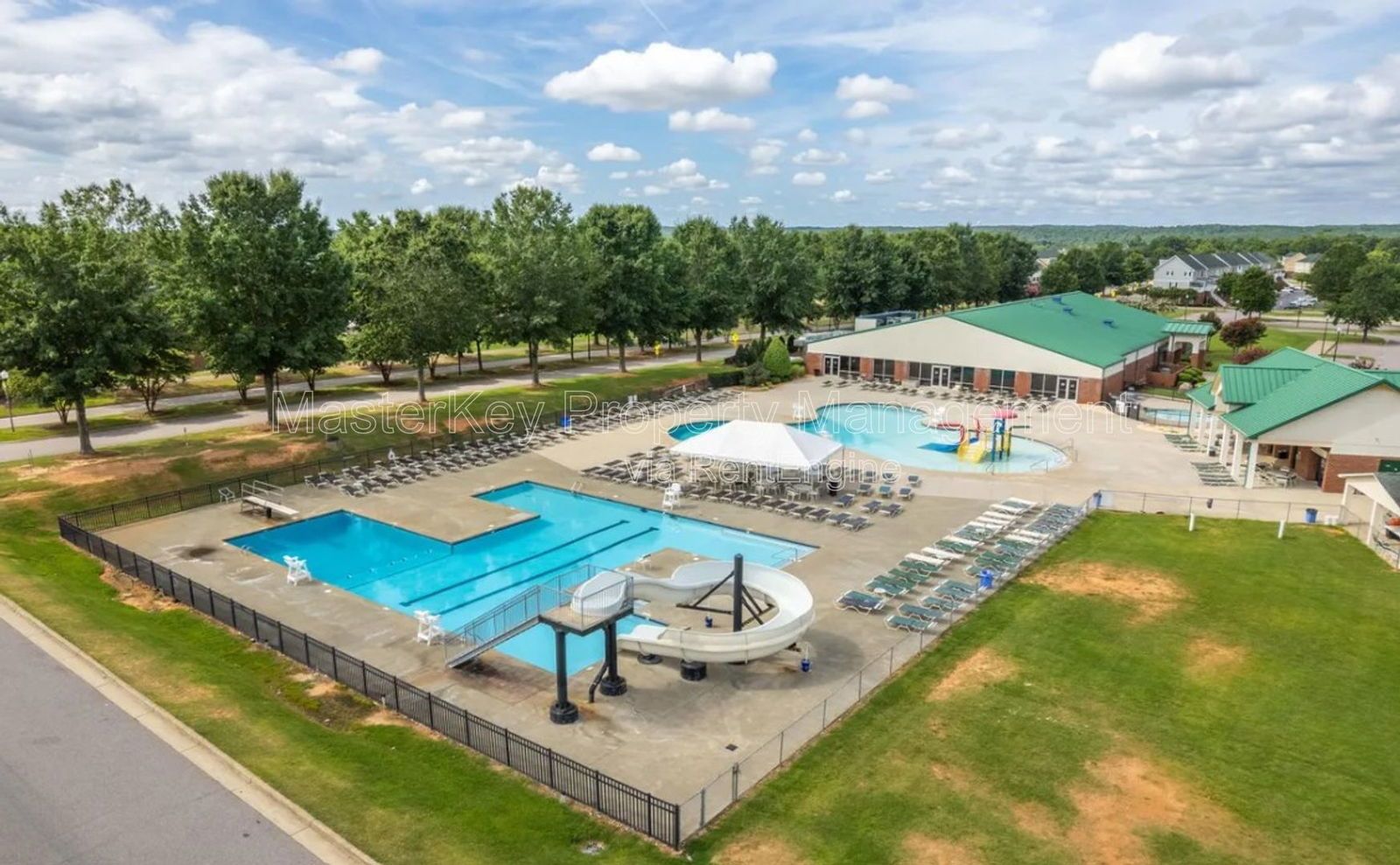 Inviting 3-Bedroom, 2.5 Bathroom Single-Family in Clayton, NC property image