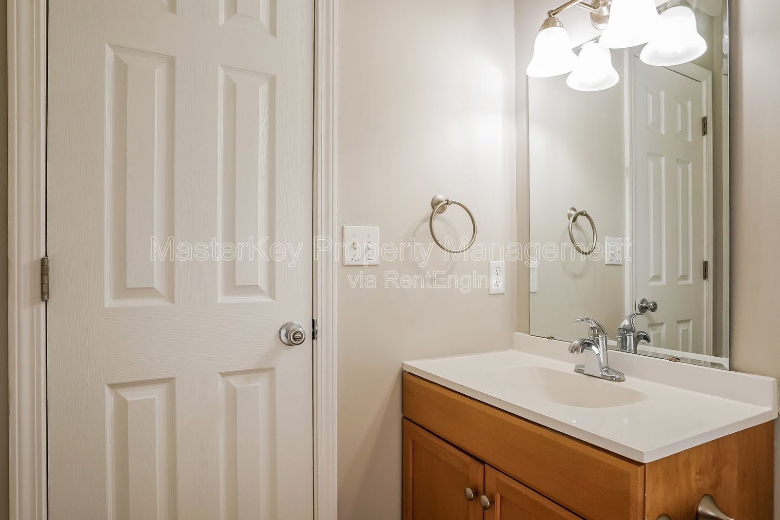 Charming 2-Bedroom, 2.5-Bathroom Townhome in Cary, NC property image