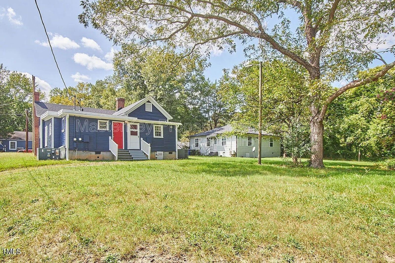 Charming 2-Bedroom, 1-Bathroom Duplex in Durham, NC property image