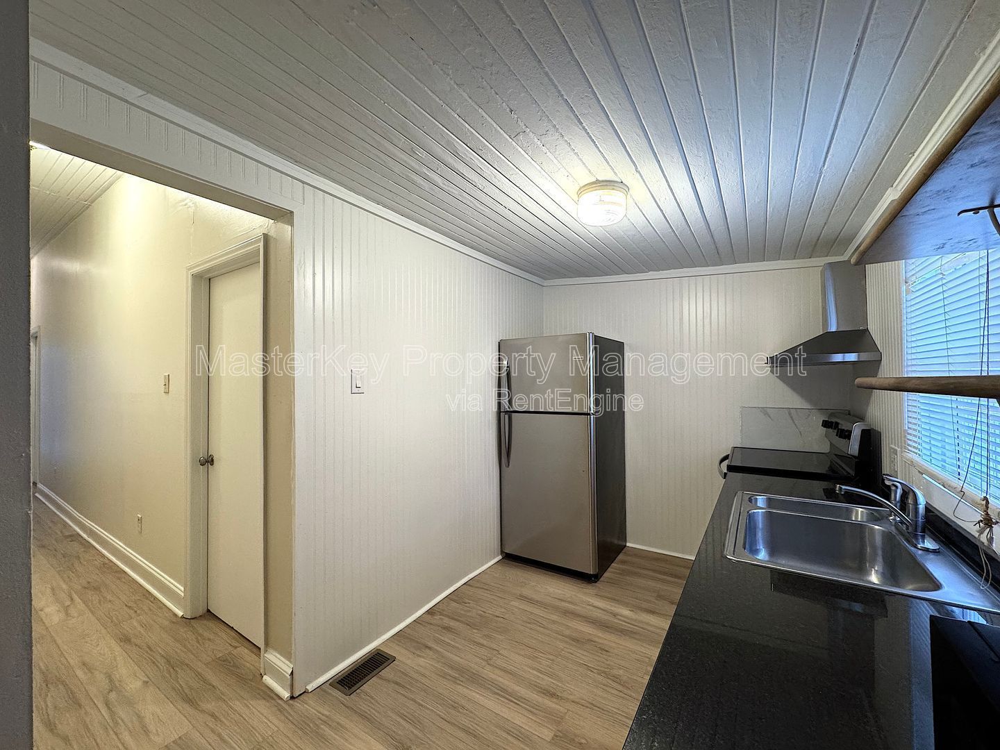 Charming 2-Bedroom, 1-Bathroom Duplex in Durham, NC property image