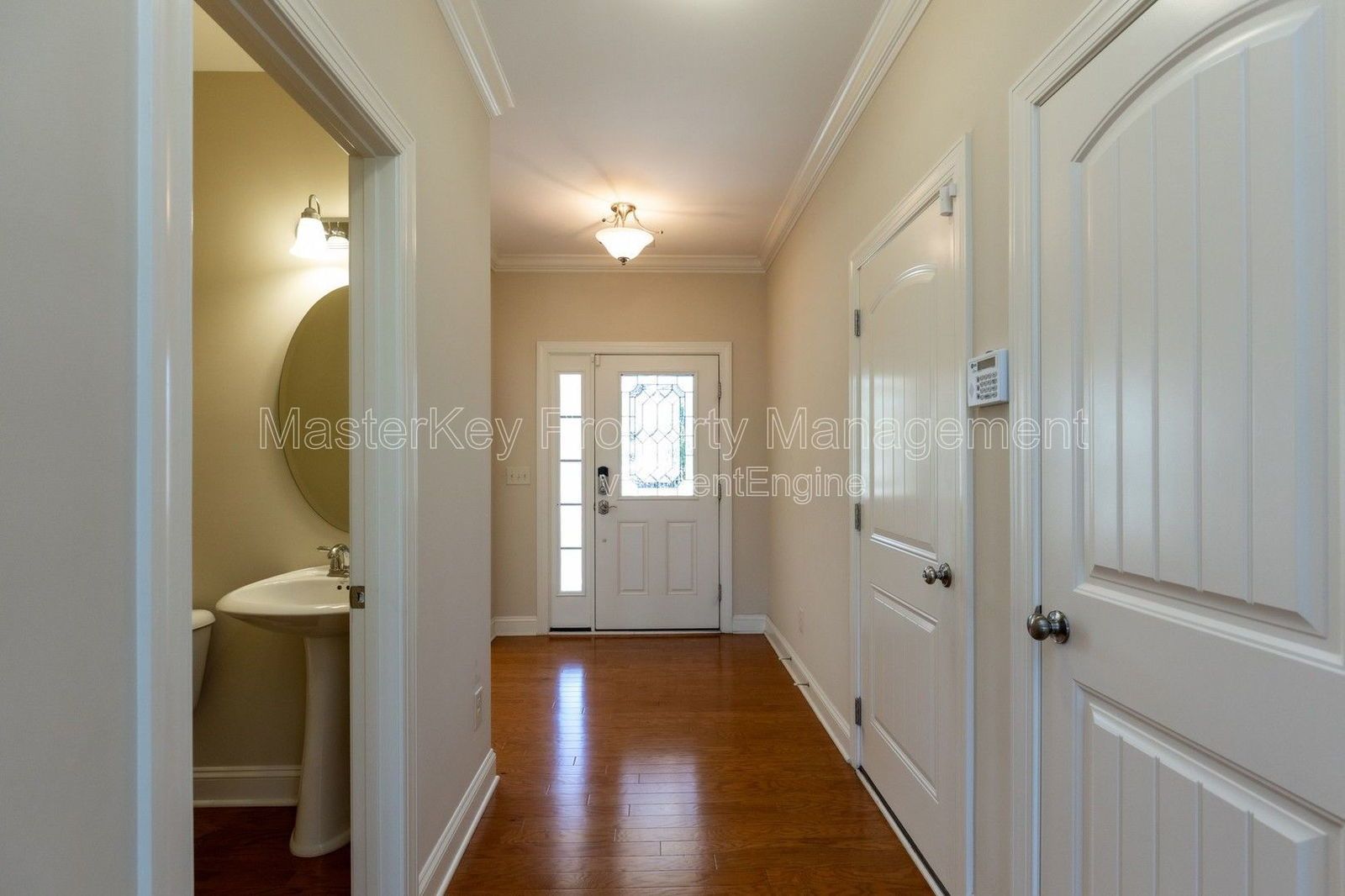 Spacious 4-Bedroom, 2.5 Bathroom Single-Family in Cary, NC property image