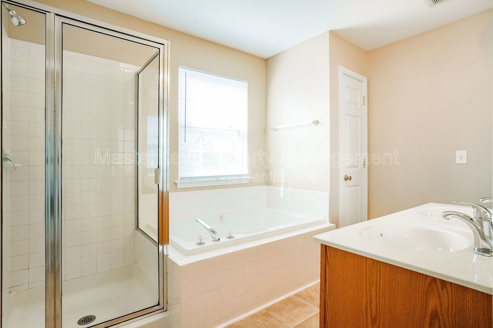 Spacious 3-Bedroom Townhome in Raleigh! property image