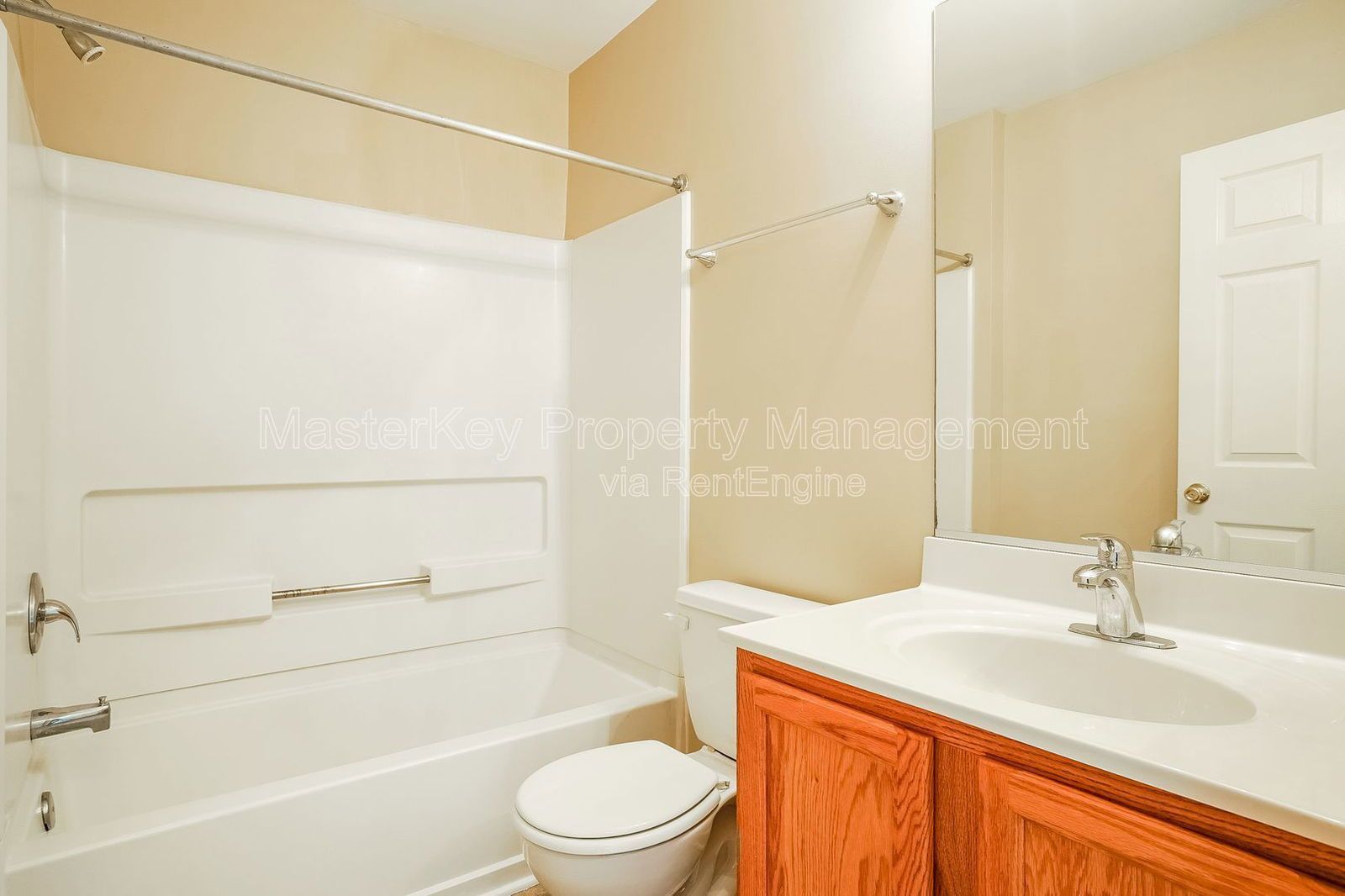 Spacious 3-Bedroom Townhome in Raleigh! property image