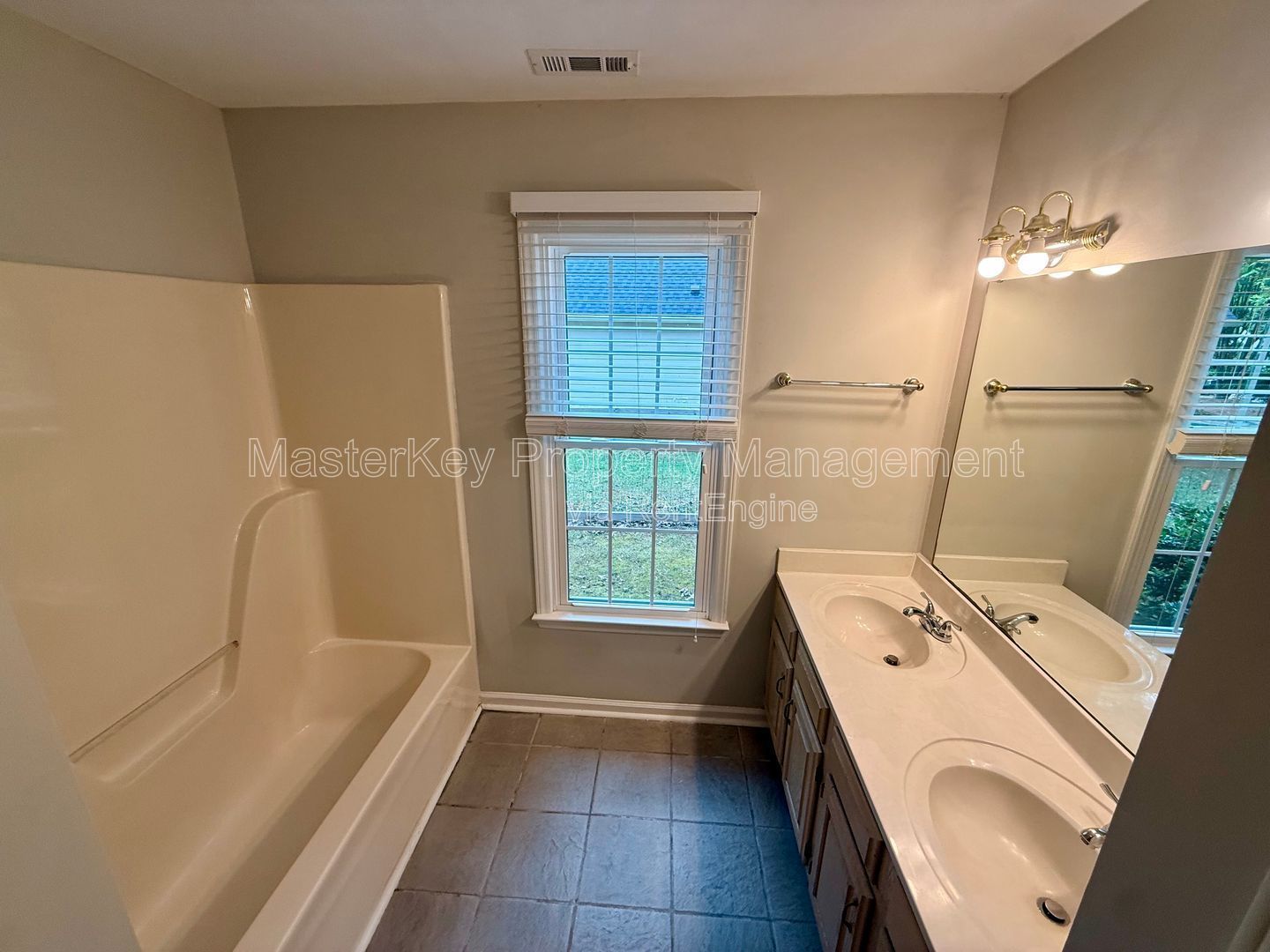 Charming 3-Bedroom, 2 Bathroom Single-Family in Cary, NC property image