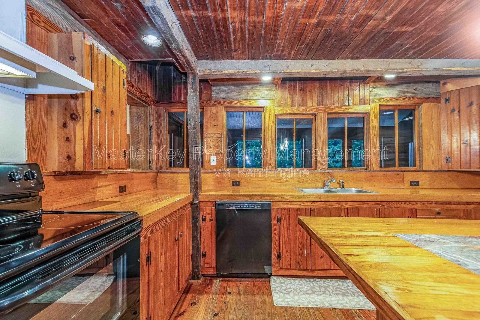 Beautiful 3-Bedroom, 2 Bathroom Single-Family in Pittsboro, NC on 6 Acres! property image