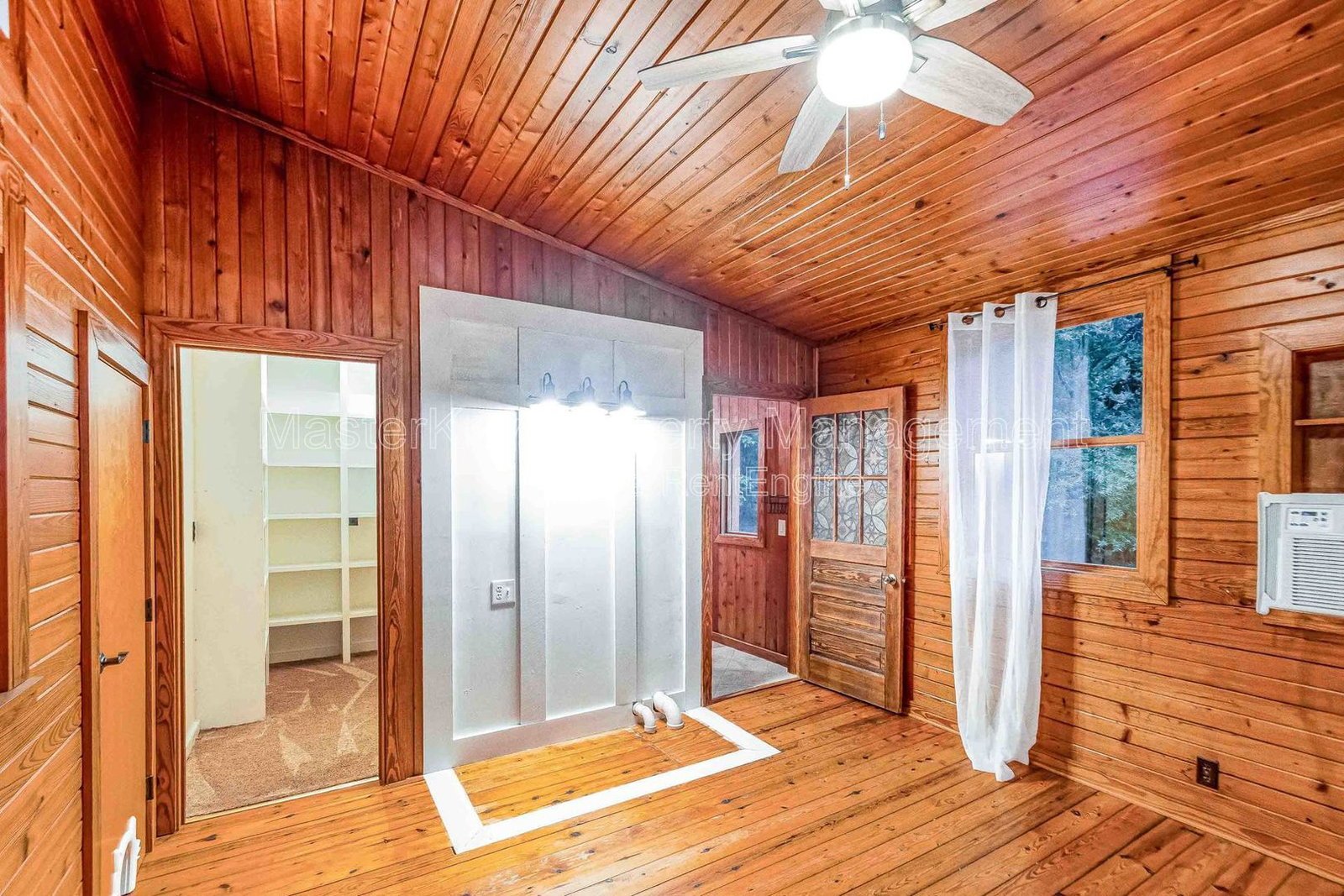Beautiful 3-Bedroom, 2 Bathroom Single-Family in Pittsboro, NC on 6 Acres! property image