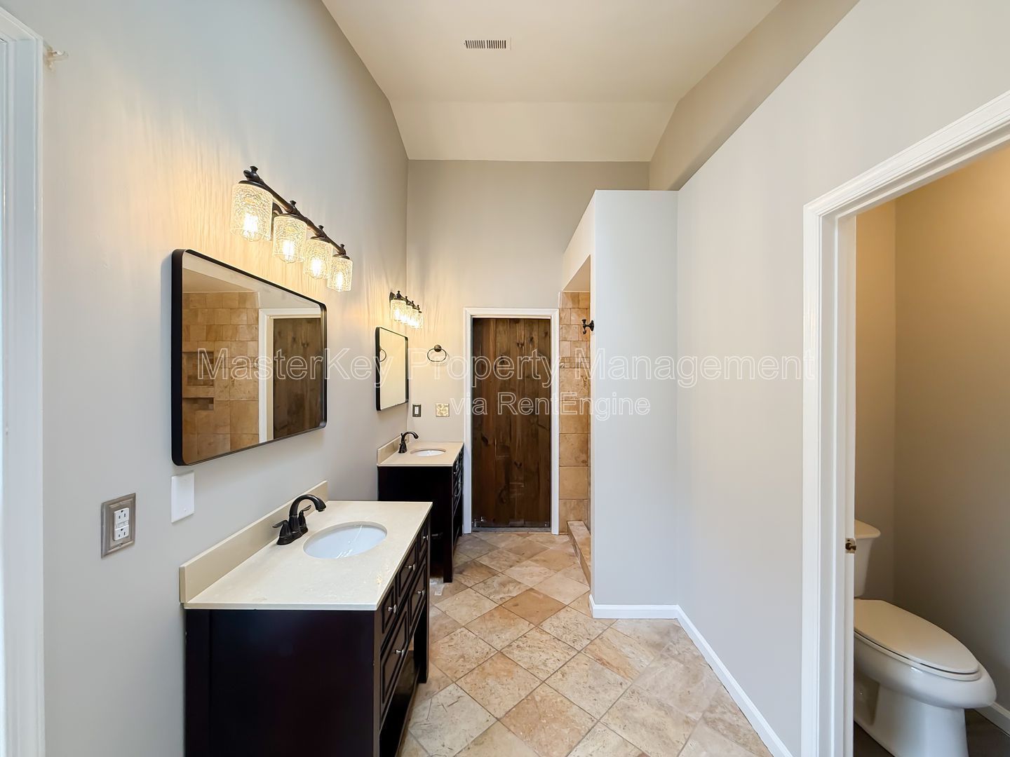 Stunning 4-Bedroom, 2.5 Bathroom Single-Family in Cary, NC property image
