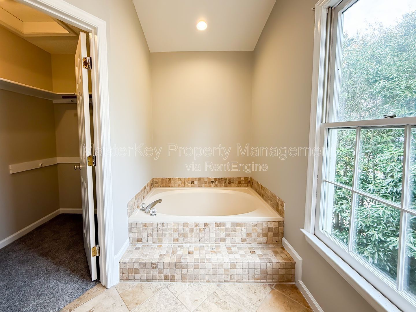 Stunning 4-Bedroom, 2.5 Bathroom Single-Family in Cary, NC property image