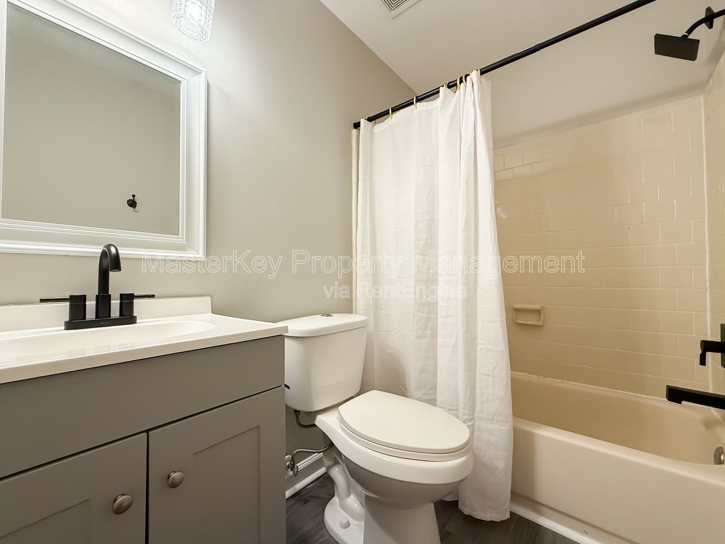 Stunning 4-Bedroom, 2.5 Bathroom Single-Family in Cary, NC property image