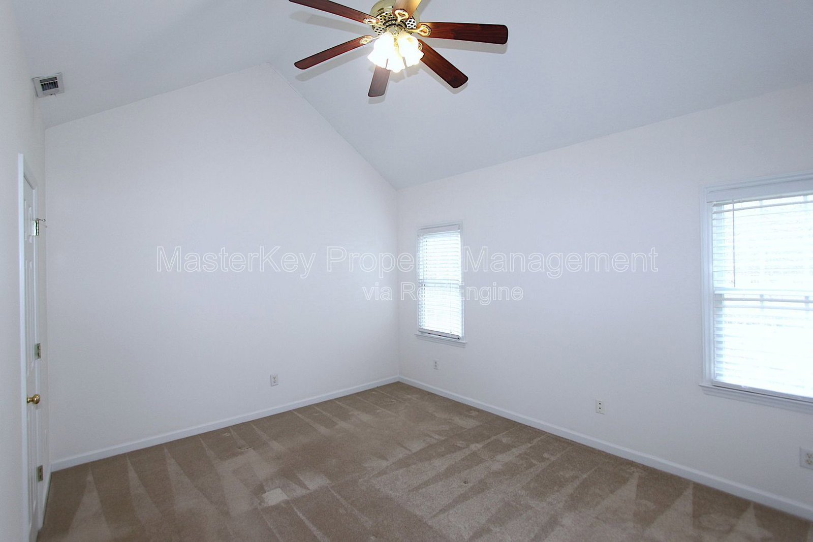 Spacious 3 Bedroom Single Family Located In Knightdale NC!!! property image
