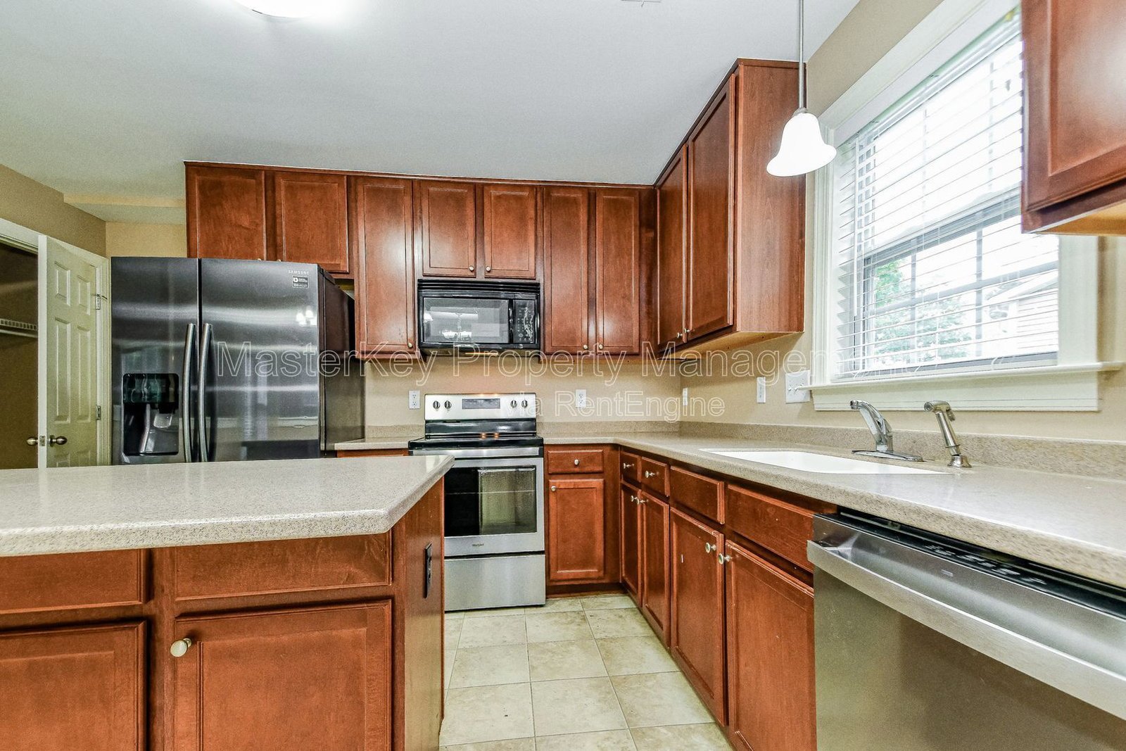 Refreshing 4-Bedroom, 2.5 Bathroom Single-Family in Holly Springs, NC property image