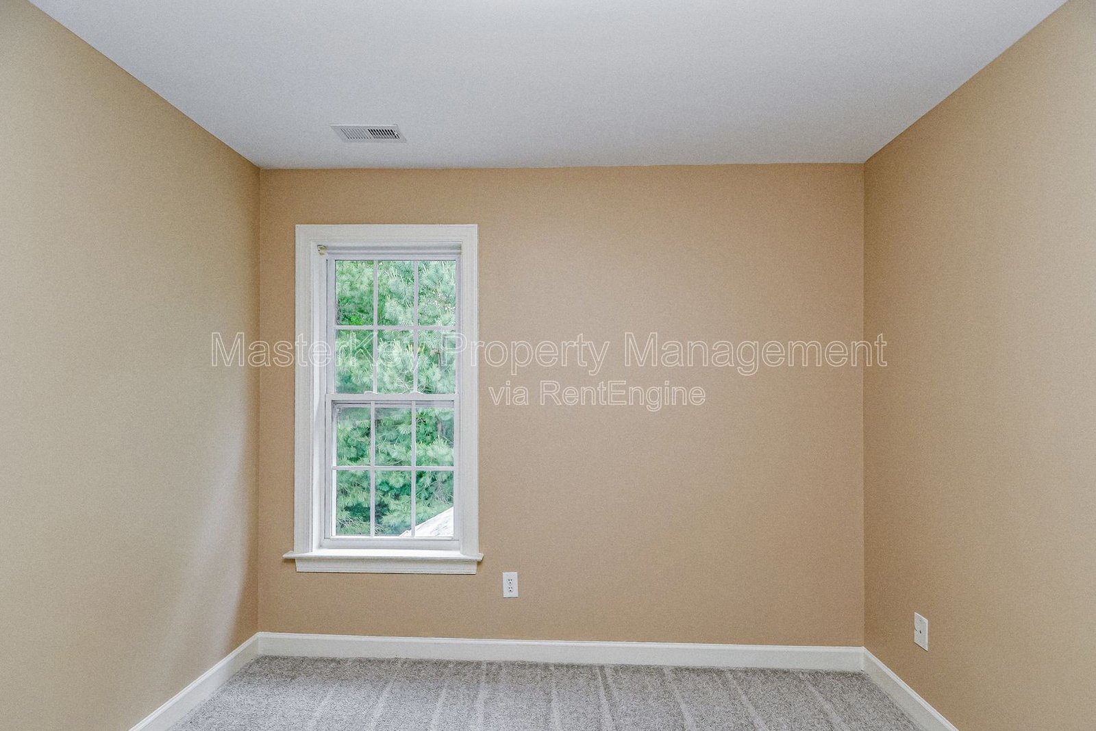 Refreshing 4-Bedroom, 2.5 Bathroom Single-Family in Holly Springs, NC property image