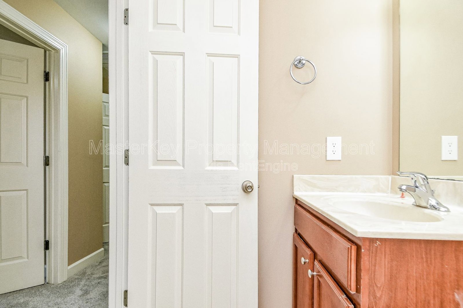 Refreshing 4-Bedroom, 2.5 Bathroom Single-Family in Holly Springs, NC property image