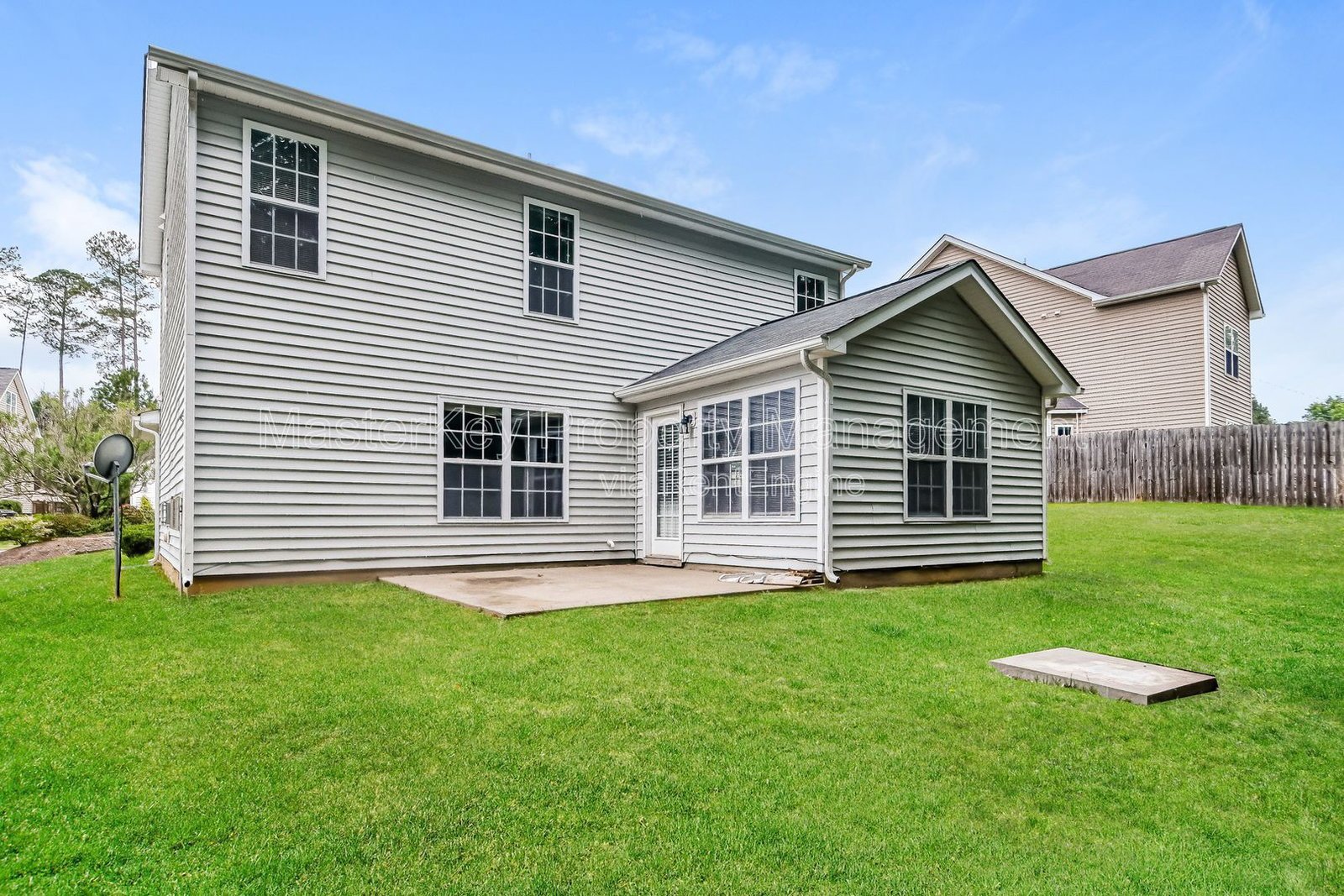 Refreshing 4-Bedroom, 2.5 Bathroom Single-Family in Holly Springs, NC property image